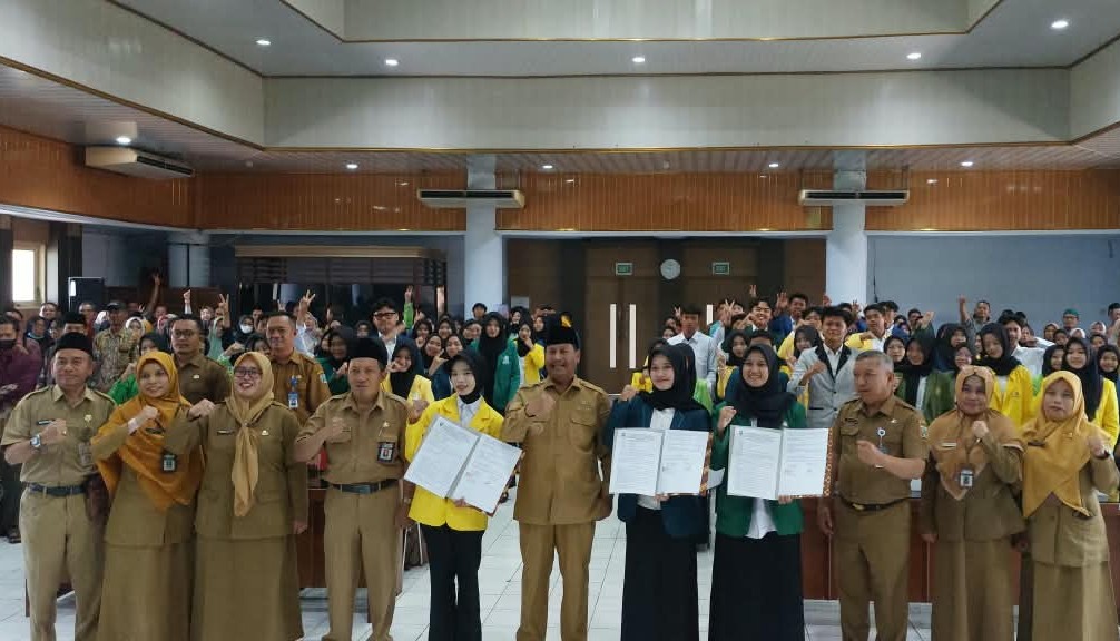 Bupati Rembang Tandatangani Perjanjian Beasiswa Prestasi Pendidikan Tinggi Tahun 2026